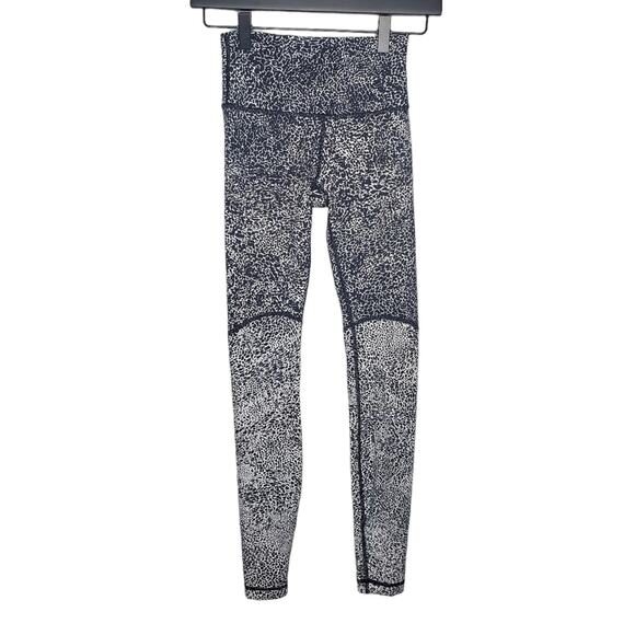 lululemon Wunder Under High-Rise Tight *Blocked Full-On Luxtreme 28" Size 2 - Picture 6 of 16